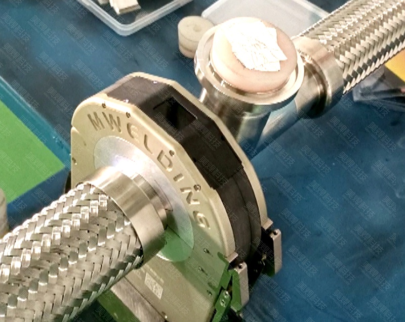 美焊MWF系列管管自动焊机，应用于广东液压流体行业项目(图2)