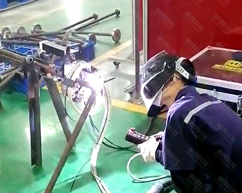 MWG系列开放式管道自动焊机应用于陕西石油化工行业项目(图2)