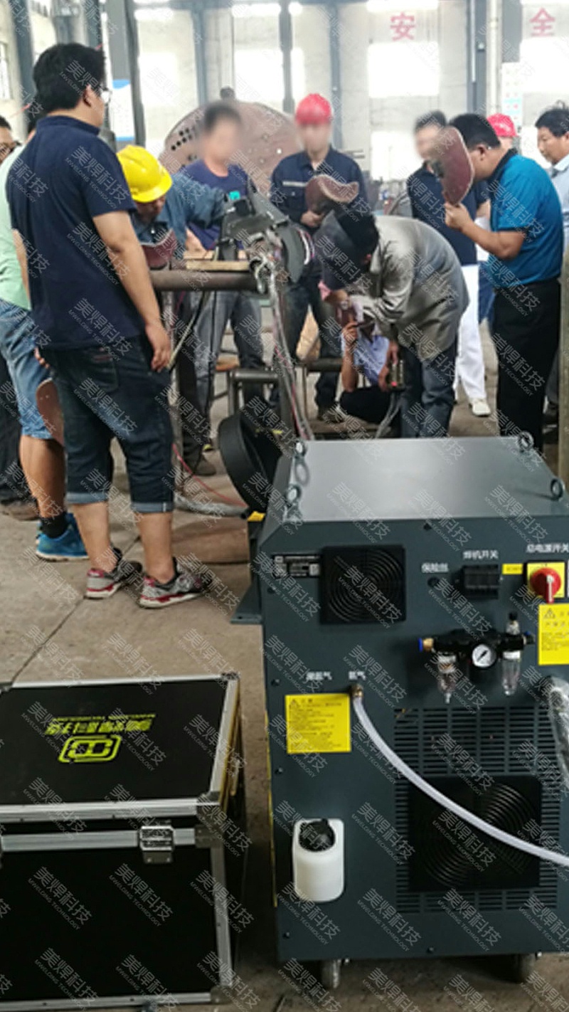 开放式管管焊接设备应用于浙江省锅炉行业项目(图1)