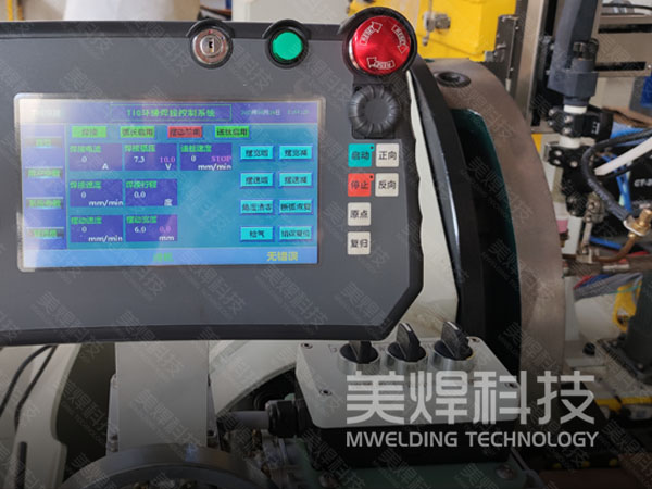 边梁式双枪_纵环一体_自动焊接设备_焊得方便,焊得快(图4) 边梁式双枪_纵环一体_自动焊接设备_焊得方便,焊得快(图4)