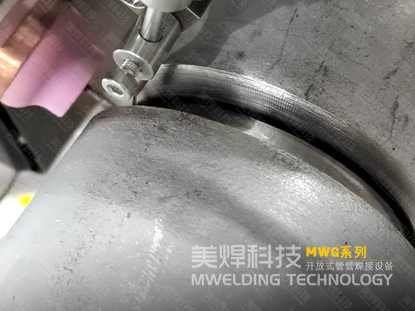 管道自动焊接机_在中厚壁石油化工管道上的应用(图1) edb94379a79041609ebbe195f78c1111_10.jpg